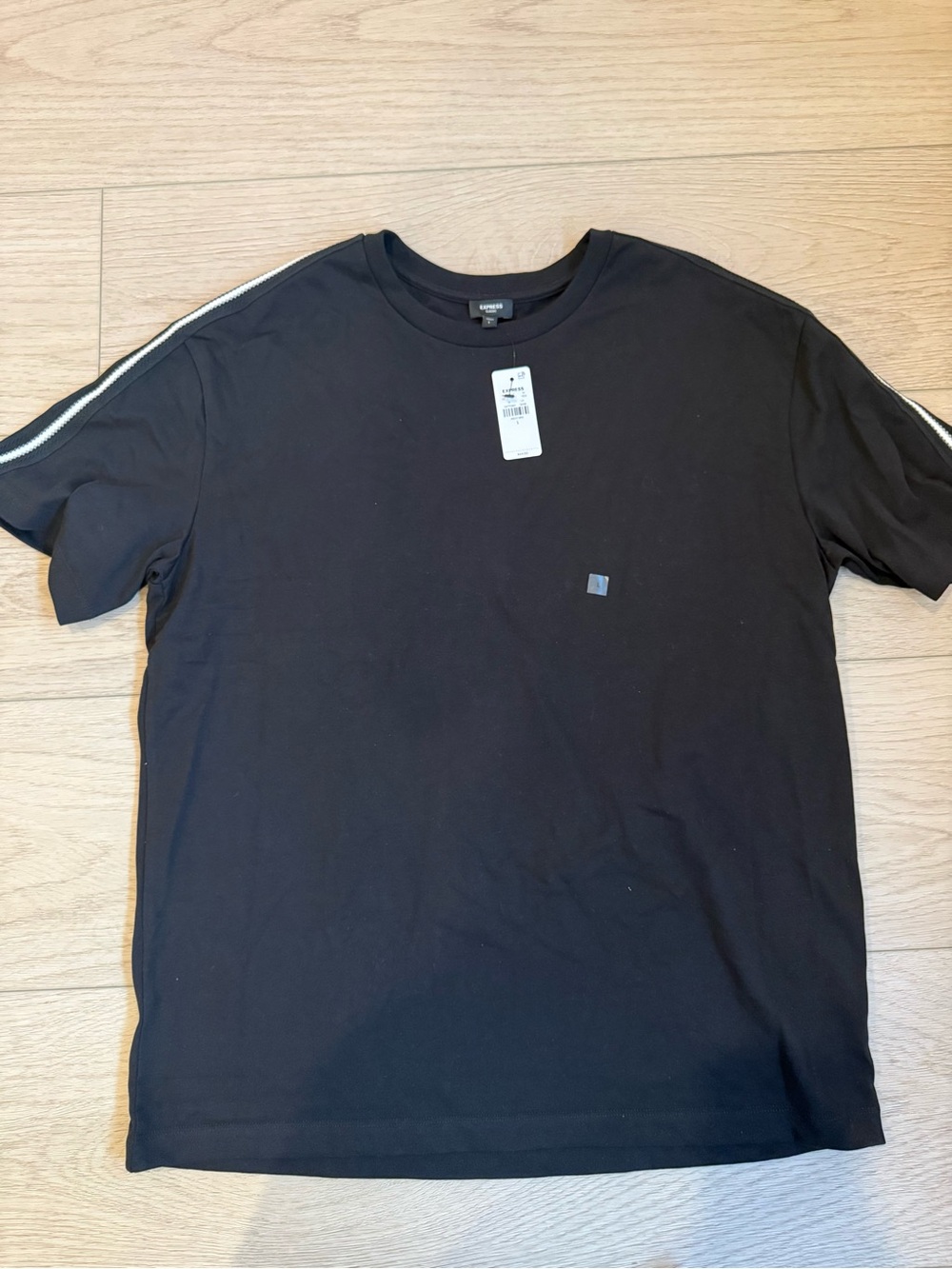 Express Black Short-Sleeve Crewneck Tee with Shoulder Stripe